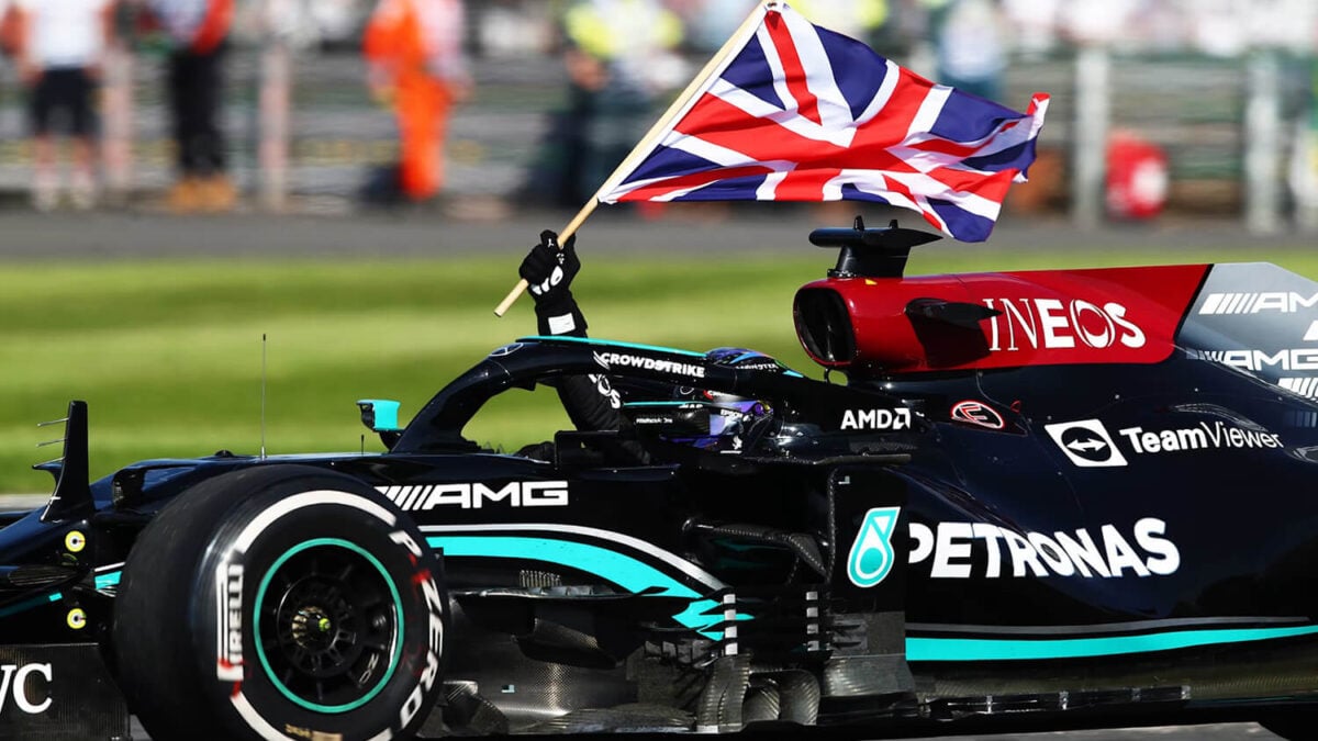 무료 채널로 2025년 F1 영국 그랑프리 시청하는 방법